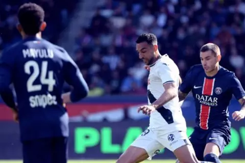 المساهمة الثالثة.. كوكا يصنع هدف لوهافر الأول أمام باريس سان جيرمان